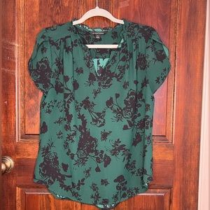 Dark green and black blouse. Short sleeves. 41 Hawthorn. Size medium.